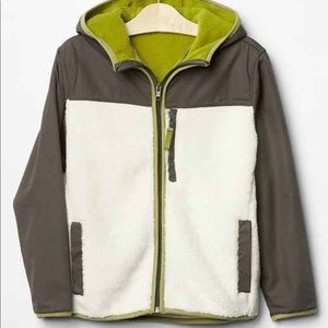 Color block fleece  zip jacket.